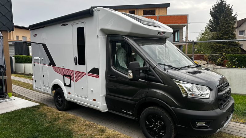 Pilote Atlas A630G – Zunanjost – zadaj