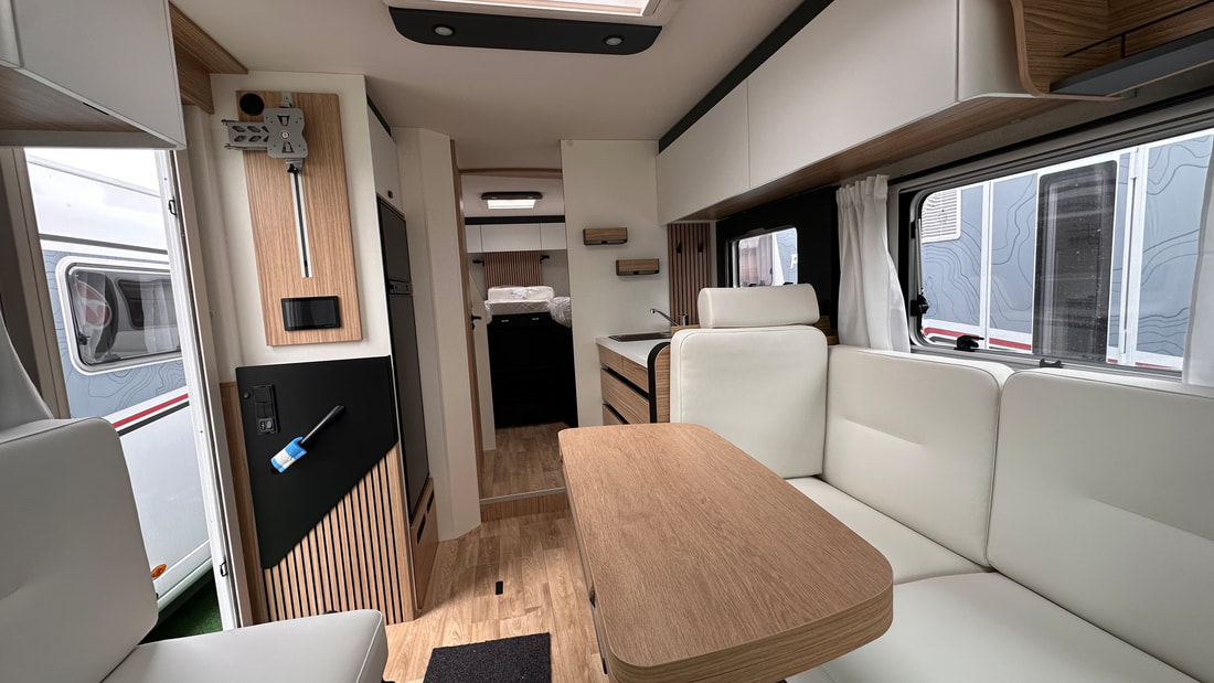 Pilote G740FGJ Expression – salon