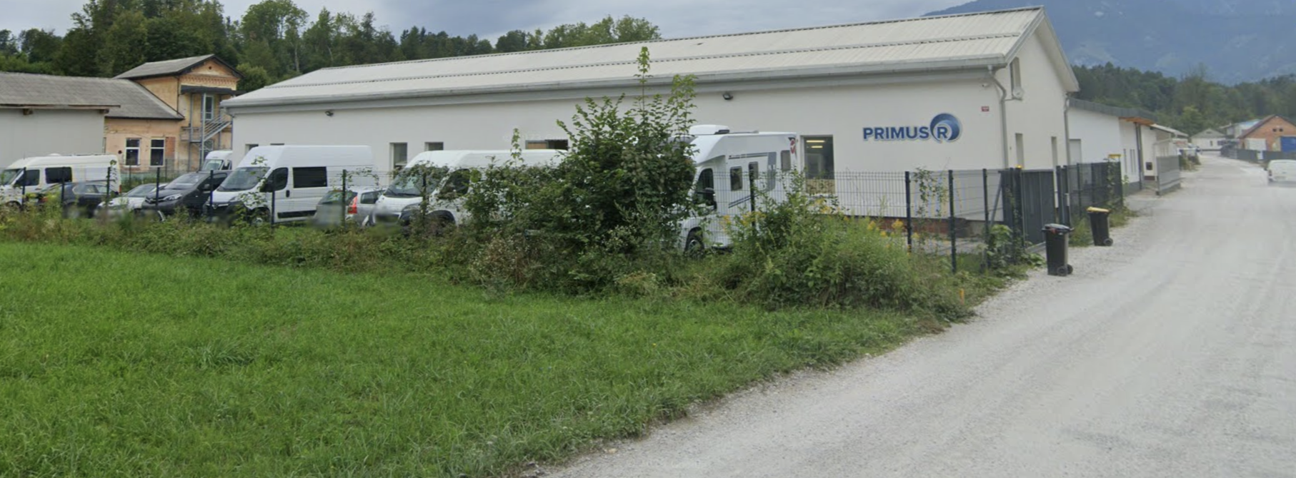 Servisna stavba PRIMUS M d.o.o. v Kamniku — pooblaščeni servis avtodomov Pilote